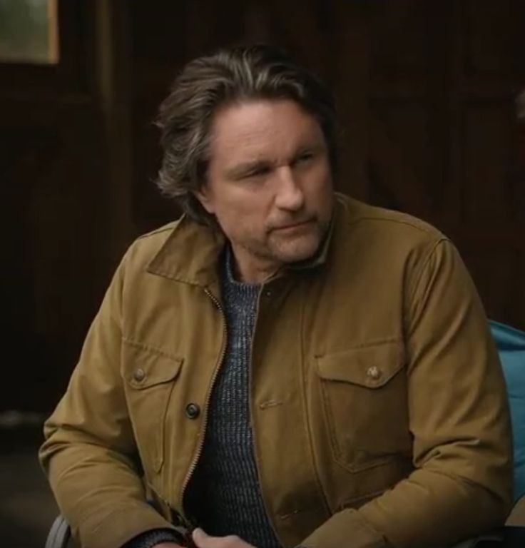 MARTIN HENDERSON